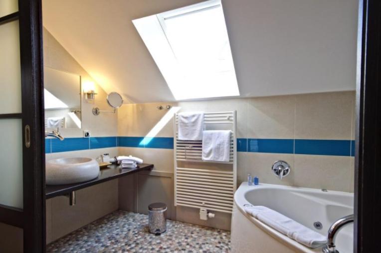 Hotel Saint-Amour Дюрбюи Экстерьер фото